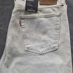 Levi's Wedgie Straight Jeans in Light Blue
